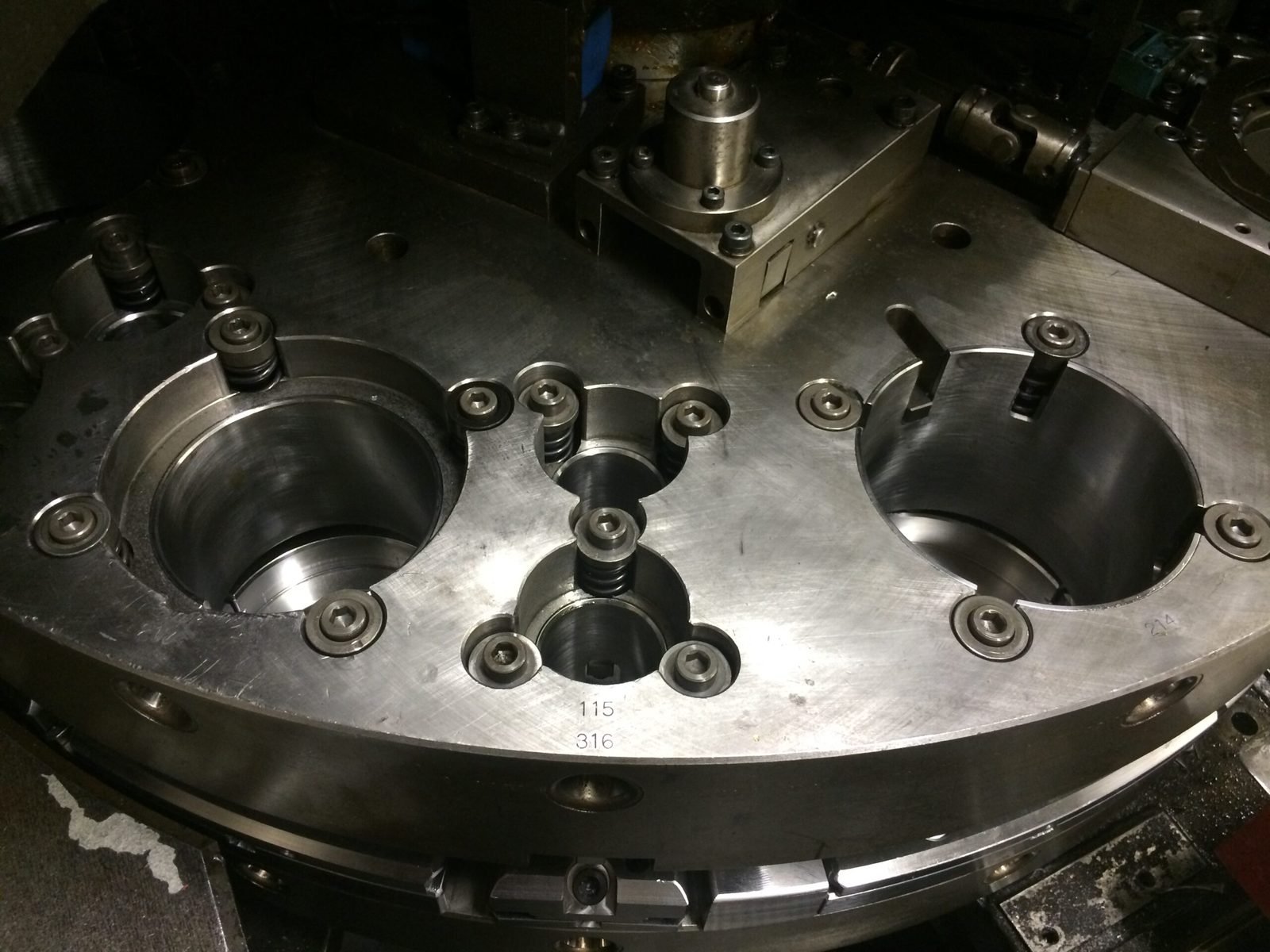 Trabajo de reparación terminado: máquina totalmente restaurada