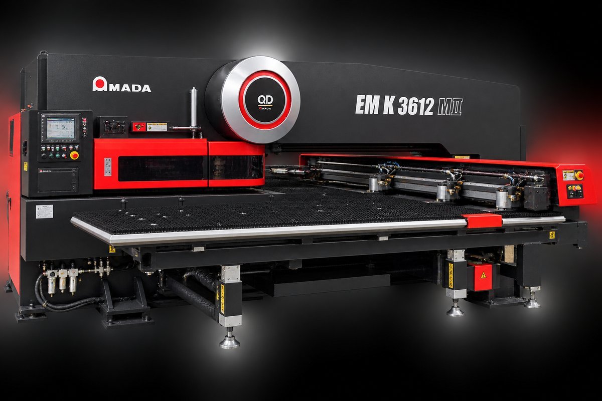 Prensa punzonadora CNC de torreta Amada EMK-3612 M2